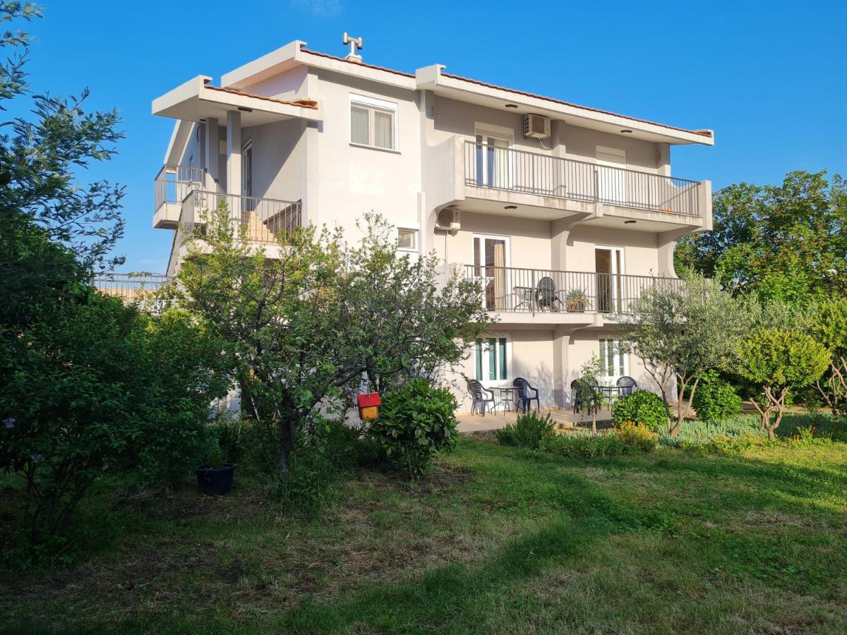 Apartments Macaso بار المظهر الخارجي الصورة